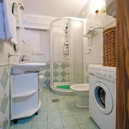 Apartment Casa Rubeus *